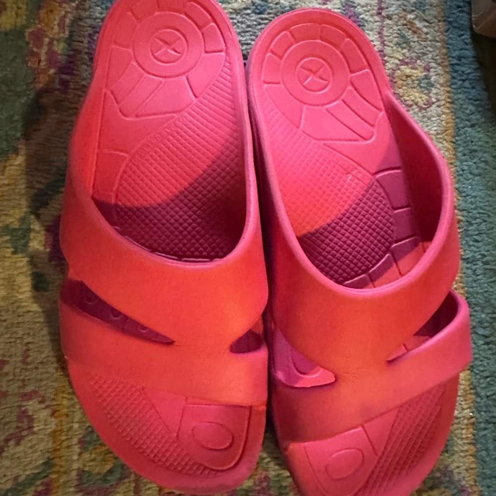 Aetrex Red Slide Sandals  10